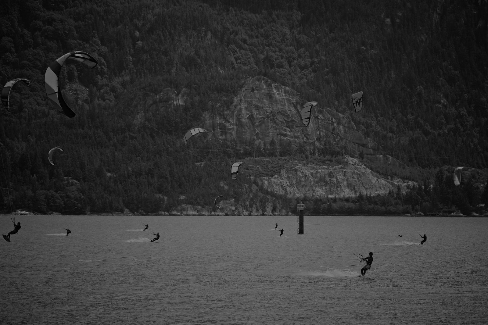 MoveRight-Squamish-kite-surfing-1920