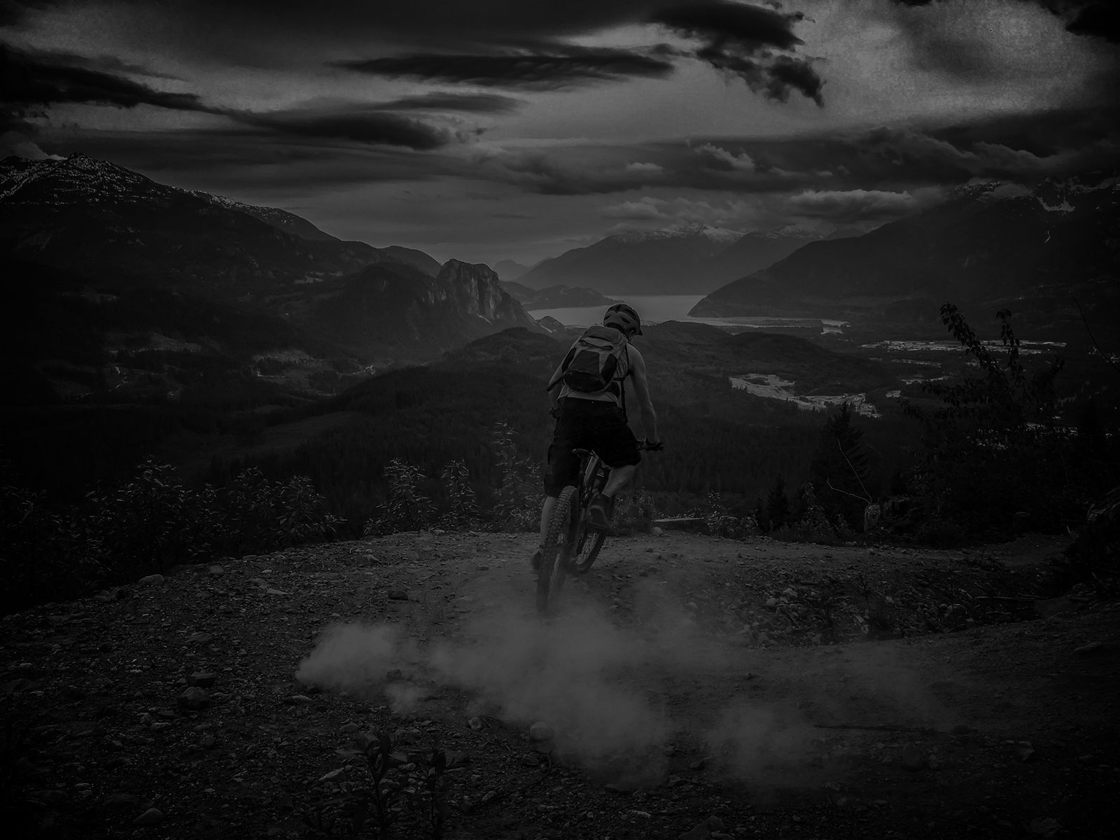 MoveRight-Squamish-mountain-biking-1-1920