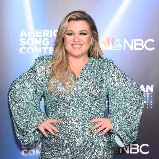 Kelly Clarkson Weight Loss Diet, Workout, Before & After