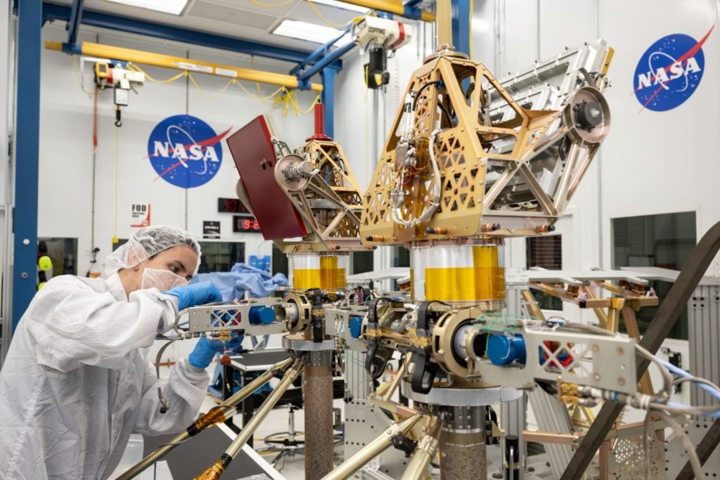 Watch NASA Build Its First Robotic Moon Rover