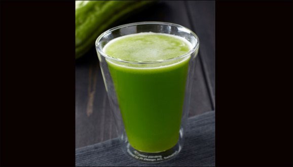 "health tips, benefit of drinking bitter gourd juice"