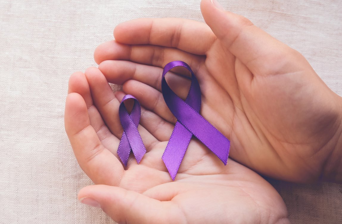 Domestic_violence_purple_ribbon