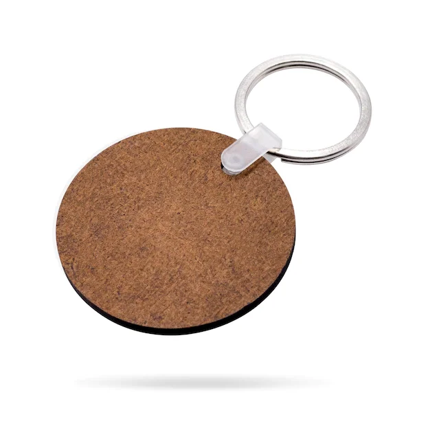 wooden-key-ring-isolated-white-background-key-chain-your-design_79161-449
