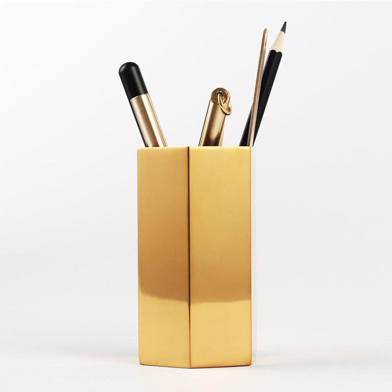 Simple Gold Vase Hexagonal Shape Simple Gold Vase Hexagonal Shape
