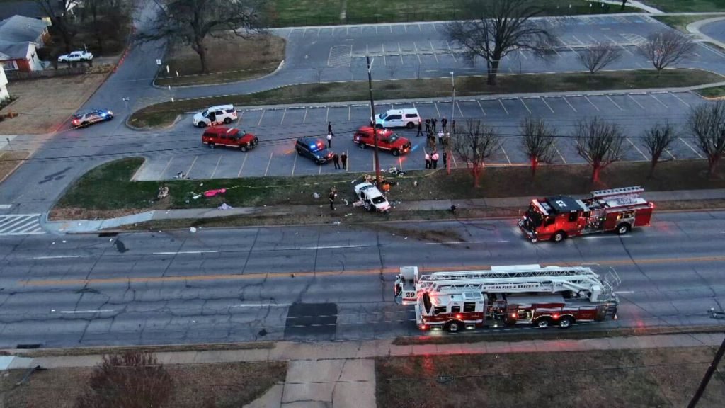 2 Killed, Pregnant Woman Loses Baby In Multi-Crash Involving Tulsa Fire Truck - News On 6