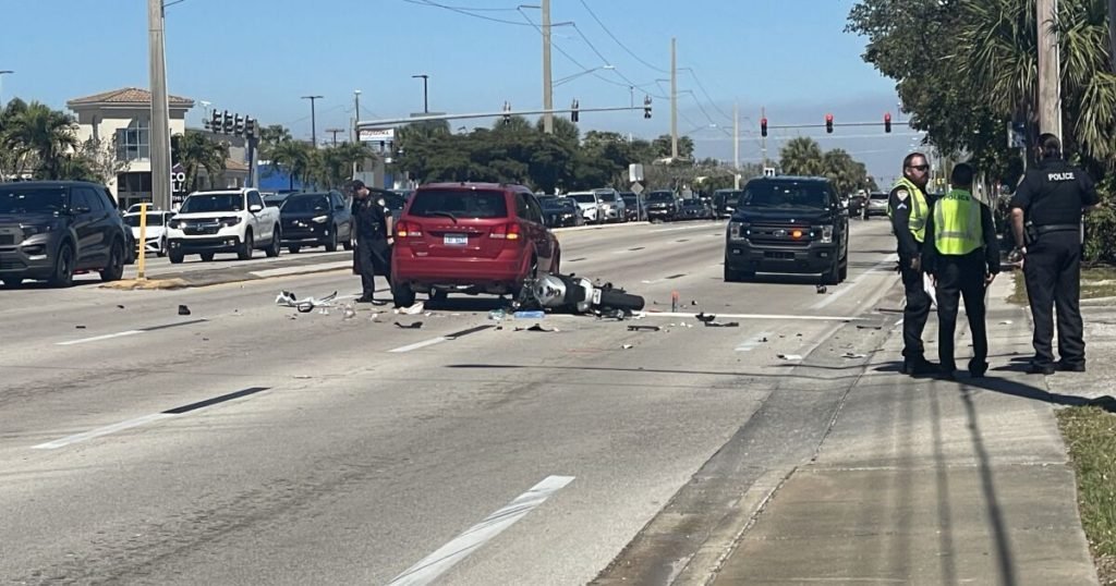 Cape Coral crash involving motorcycle causing major traffic delays - FOX 4 News Fort Myers WFTX