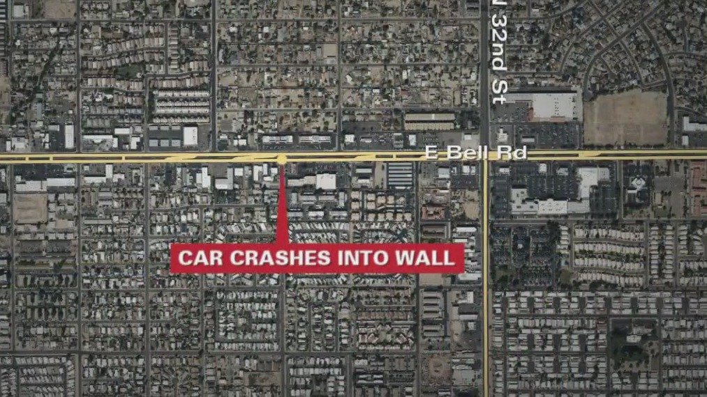 Man found dead inside car after crashing into wall - FOX 10 News Phoenix