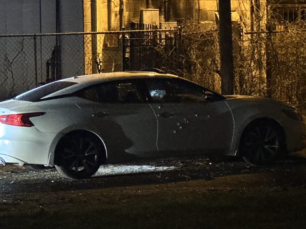 Car found riddled with bullet holes in South Memphis, MPD investigating - WREG NewsChannel 3