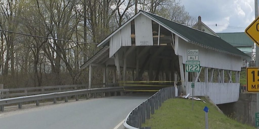 Lyndonville covered bridge hit by truck again - WCAX