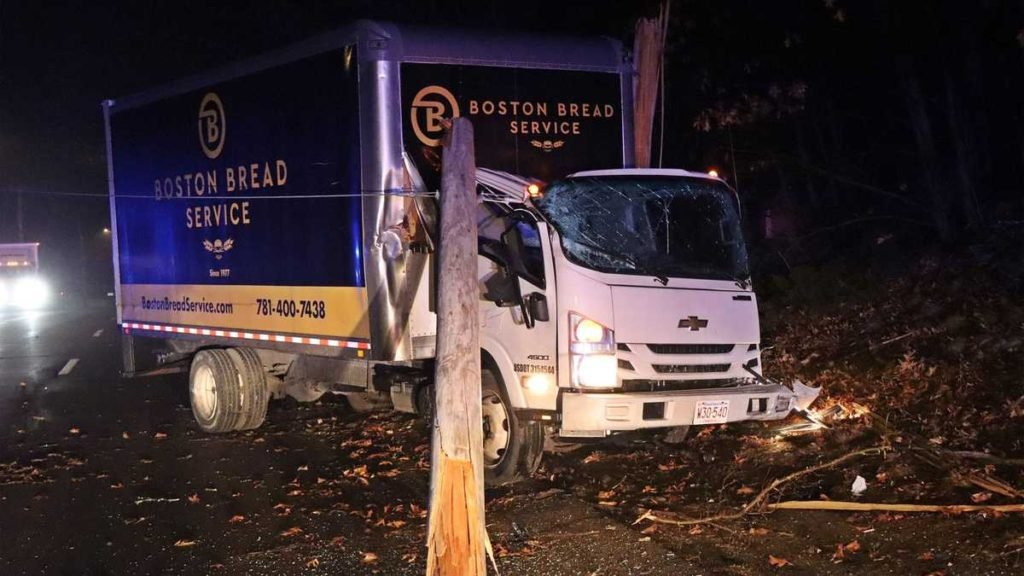 Bread delivery truck crashes into utility pole in Hingham, Mass. - WCVB Boston