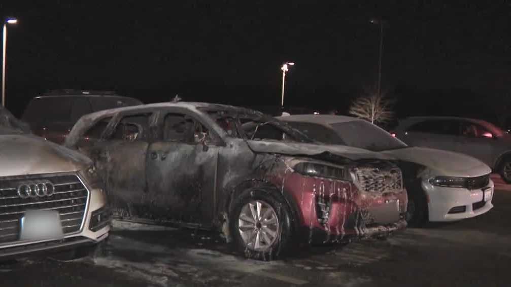 4 cars catch fire in the parking lot in parking lot in Dover - WMUR Manchester