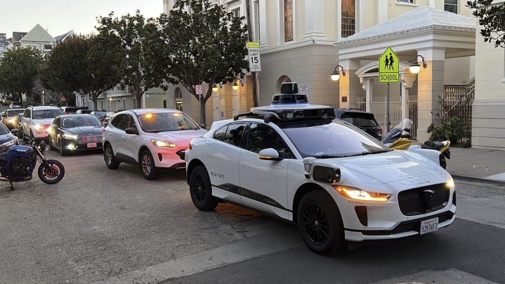 Driverless Waymo car hits cyclist in San Francisco - Autoblog