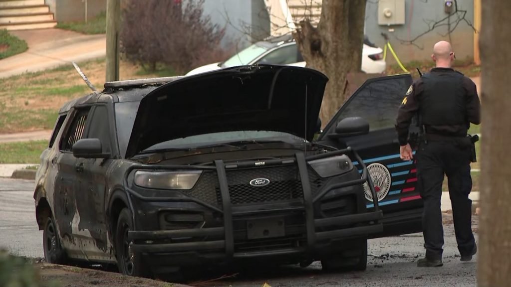 Police investigation near burned patrol cars in southeast Atlanta | What we know - 11Alive.com WXIA