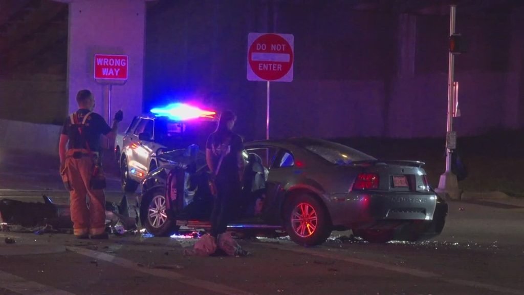 Officials: Downtown Dallas crash during Haltom City car chase - WFAA.com