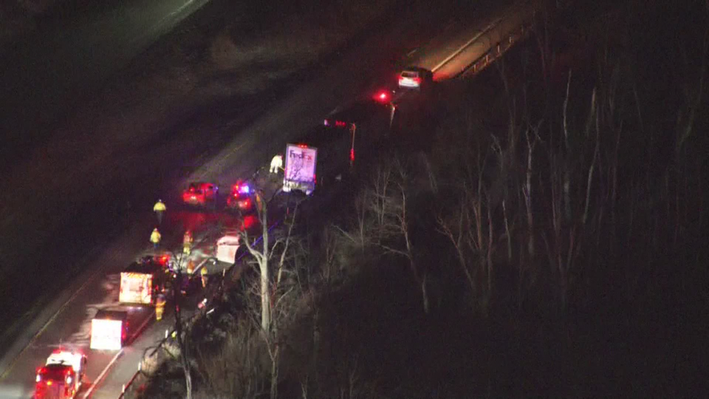 Crash involving FedEx truck shuts down part of I-70 in Washington County - WTAE Pittsburgh