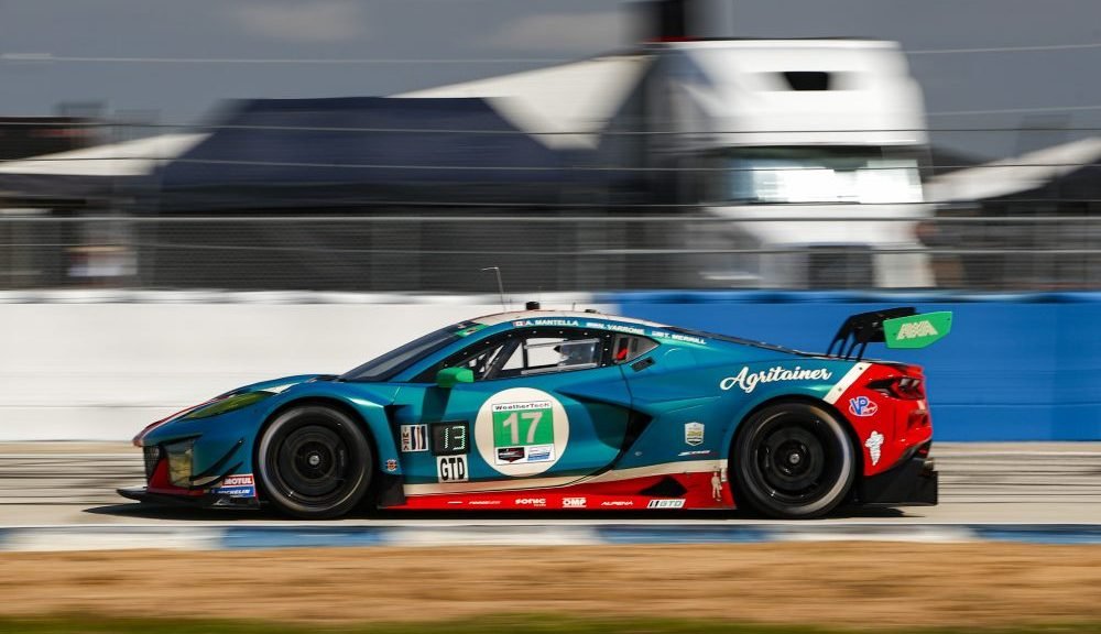Mantella lists Corvette Z06 GT3.R; AWA to have single car at Long Beach - RACER