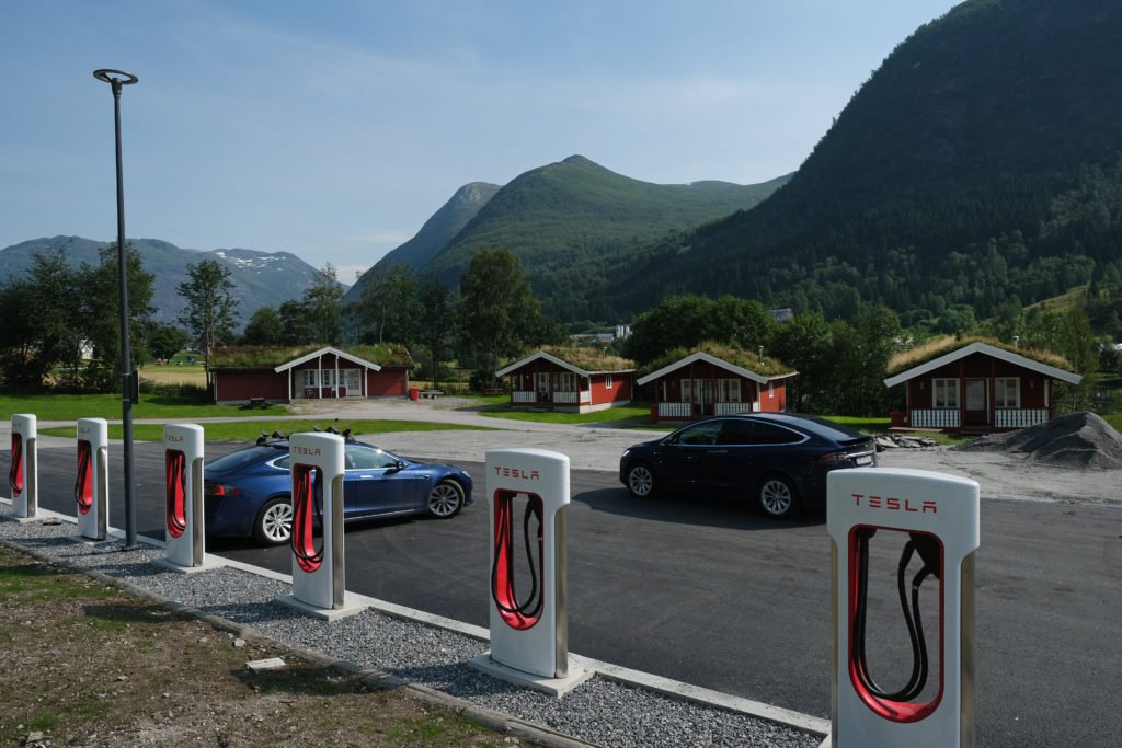 How Tesla became the top-selling car company in Norway - CNBC
