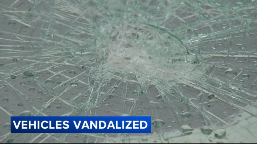 Upper Darby police looking to identify teenagers responsible for car vandalism spree - WPVI-TV