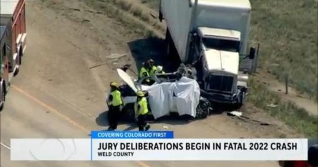 Jury deliberates over truck driver that killed 5 family members - CBS Colardo