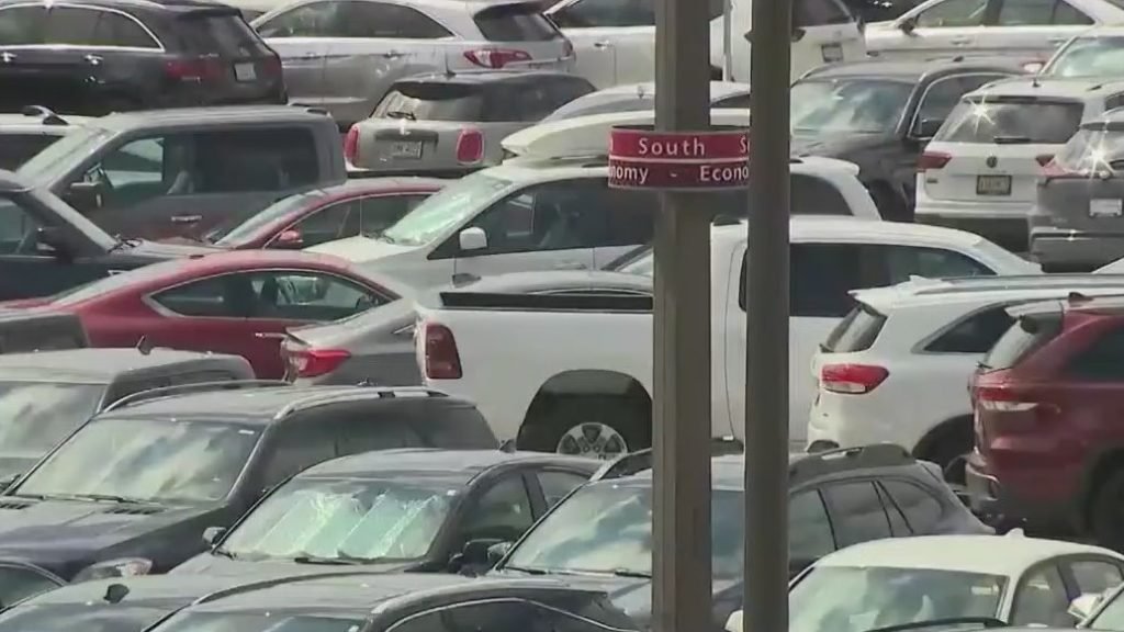 Car theft crisis at Atlanta airport, more off-duty officers to be hired - FOX 5 Atlanta