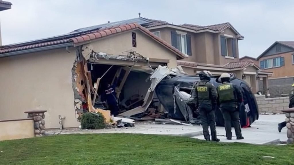 Moment car trying to make a turn goes airborne and crashes into a California home - Daily Mail
