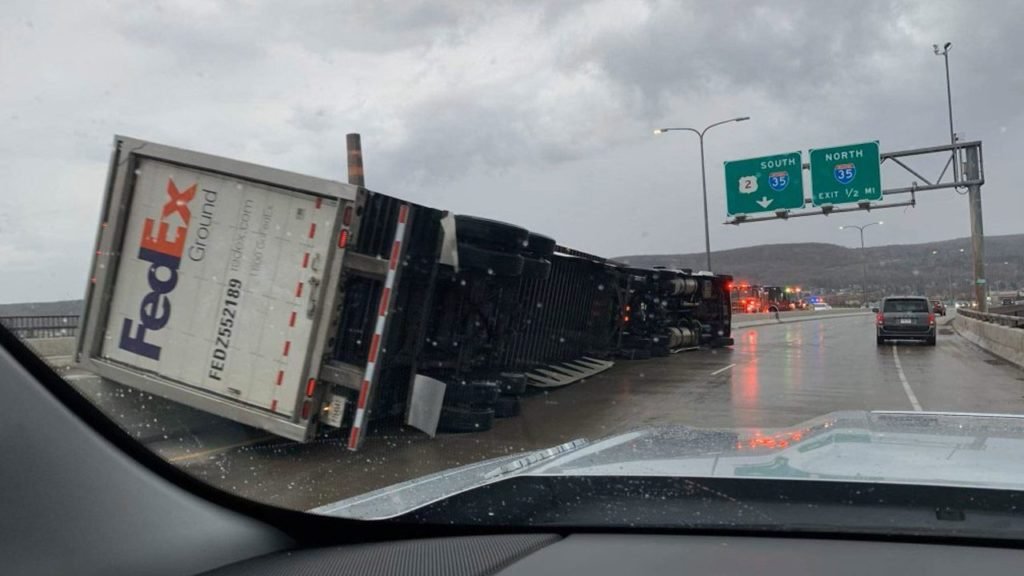 Portion of Bong Bridge closed due to semi-truck accident - WDIO