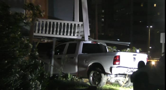 Police chase in Galveston ends with truck crashed through a home - KPRC Click2Houston