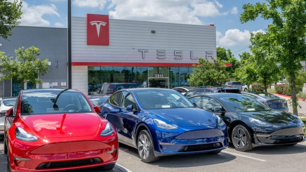 Tesla is slashing electric car prices around the world - Quartz