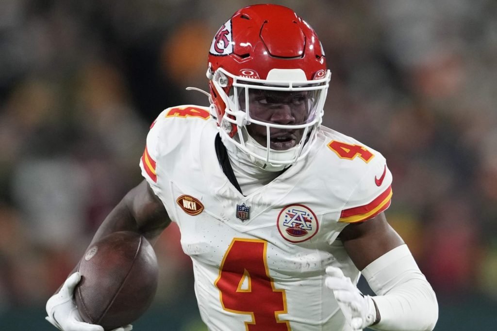 Chiefs' Rashee Rice Turns Himself in After Arrest Warrant Issued Following Car Crash - Bleacher Report