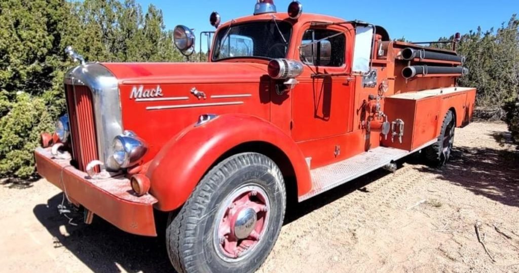 Rare fire truck once used by Bloomington Fire Department found in New Mexico - CBS News