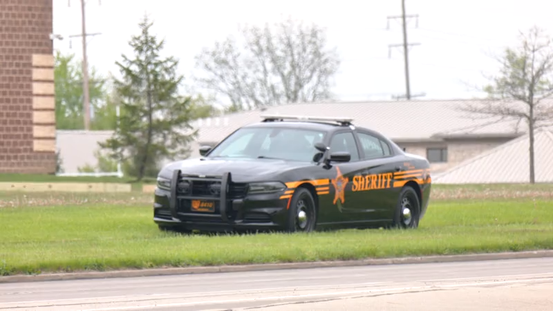 Stolen car suspect hides in nearby Ohio school: deputies - WJW FOX 8 News Cleveland