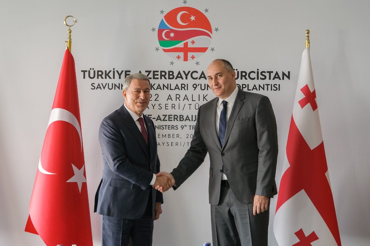 Gürcistan Savunma Bakanı üçlü bakanlar toplantısına katılmak üzere Türkiye’yi ziyaret etti – Civil Georgia